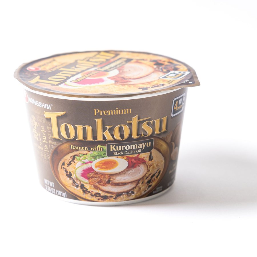 Nongshim Tonktsu Black Garlic Oil 101 gr